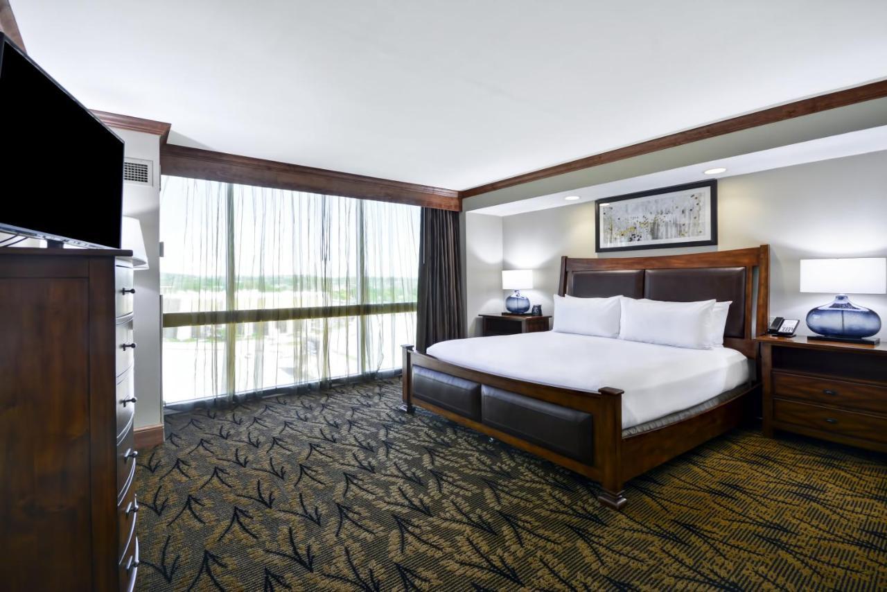Crowne Plaza Tulsa Hotel Southern Hills חדר תמונה