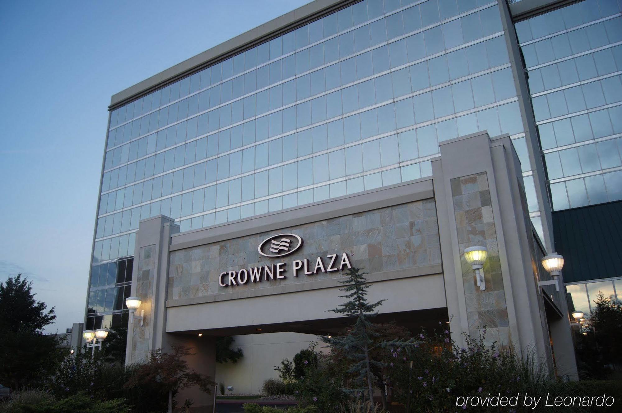 Crowne Plaza Tulsa Hotel Southern Hills מראה חיצוני תמונה