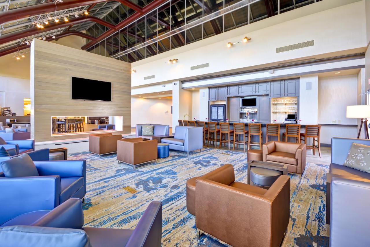 Crowne Plaza Tulsa Hotel Southern Hills מראה חיצוני תמונה