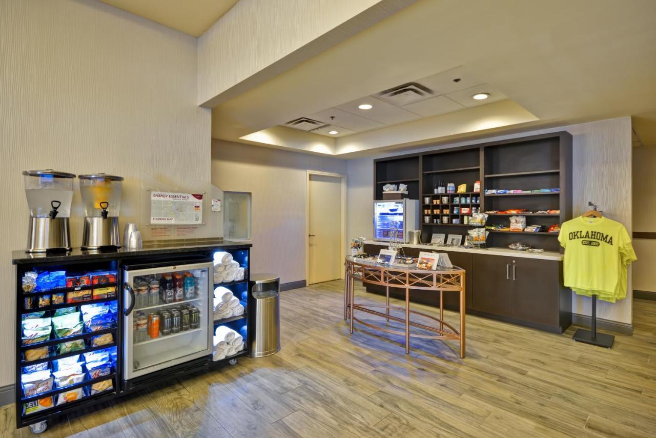 Crowne Plaza Tulsa Hotel Southern Hills מראה חיצוני תמונה