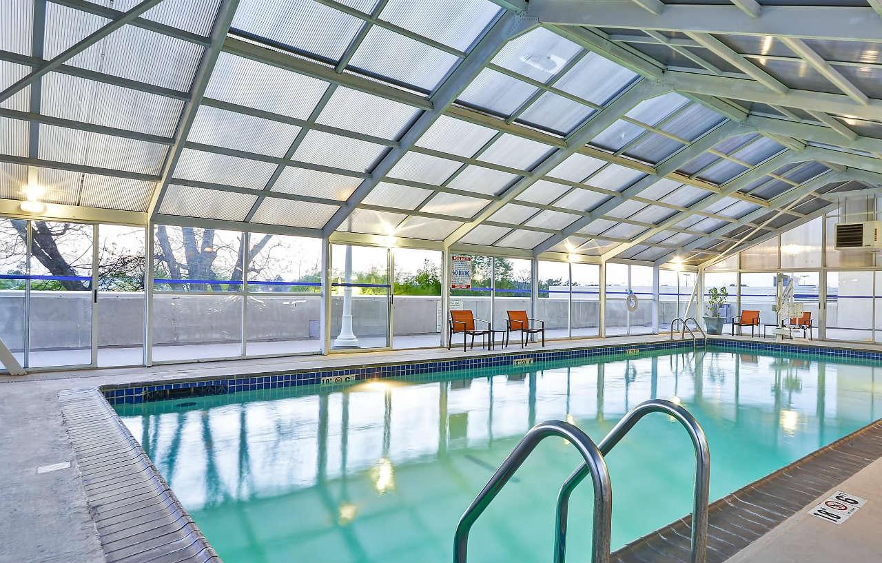 Crowne Plaza Tulsa Hotel Southern Hills מראה חיצוני תמונה
